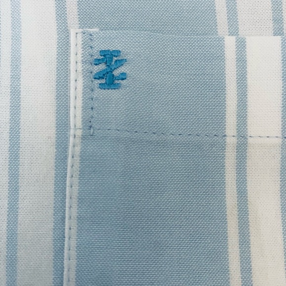Men's Large Izod Saltwater NewPort Oxford Blue and White Striped - Picture 7 of 7